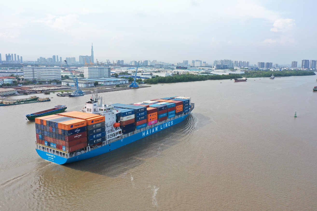 Hai An Transport launches Vietnam - China service 