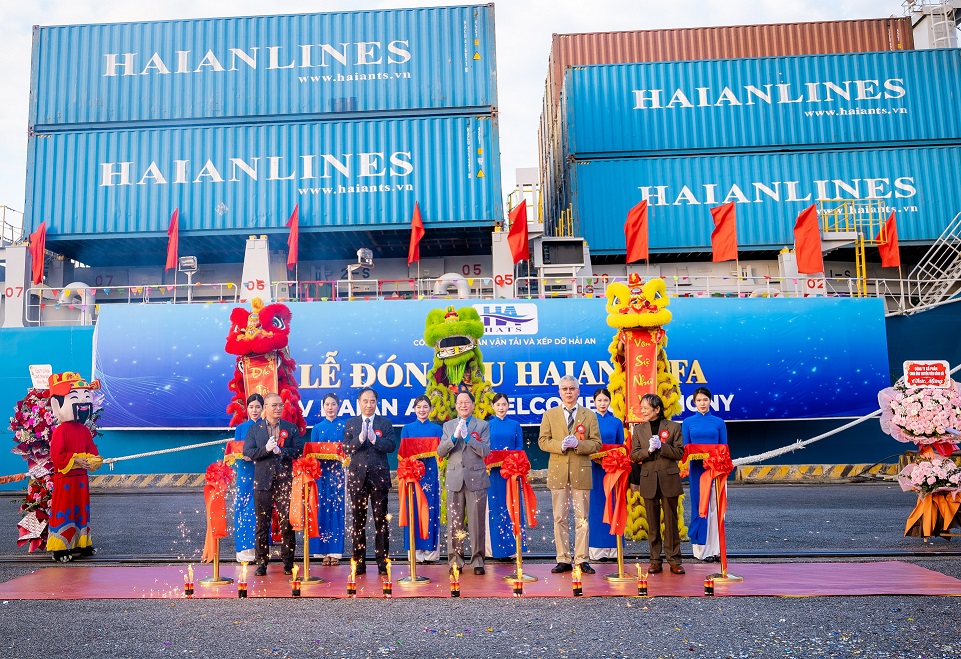 Công ty CP Vận tải và Xếp dỡ Hải An tổ chức thành công Lễ đón tàu HAIAN ALFA